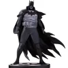 Batman Black & White Gotham by Gaslight by Mike Mignola 1:10 Scale Resin Statue