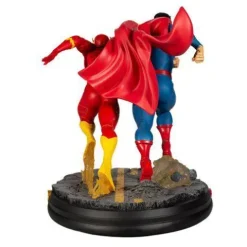 DC Battle Superman vs. The Flash Racing Statue
