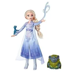 Disney Frozen 2 Elsa Fashion Doll In Travel Outfit with Pabbie and Salamander Figures