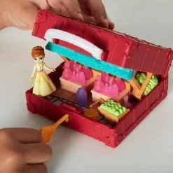 Disney Frozen 2 Small Doll and Friends Potion Shop Scene Set