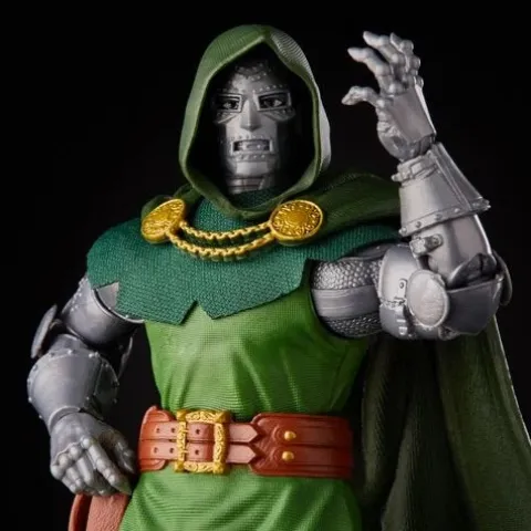 Fantastic Four Marvel Legends Series 6-Inch Doctor Doom Action Figure