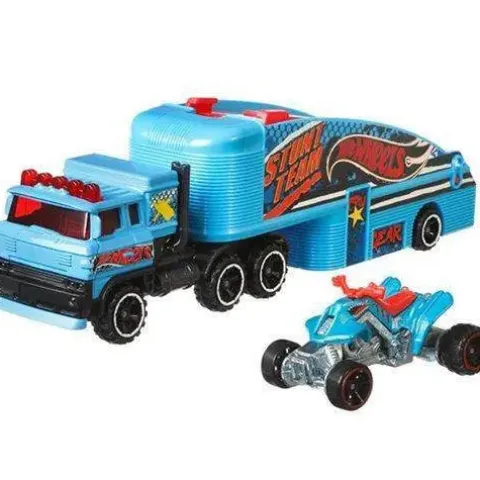 Hot Wheels Super Hauling Rig and Car - Select Figure(s)