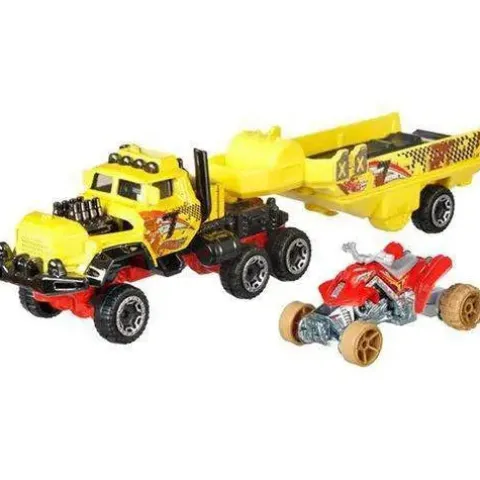 Hot Wheels Super Hauling Rig and Car - Select Figure(s)