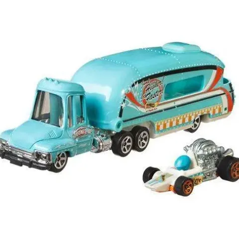 Hot Wheels Super Hauling Rig and Car - Select Figure(s)