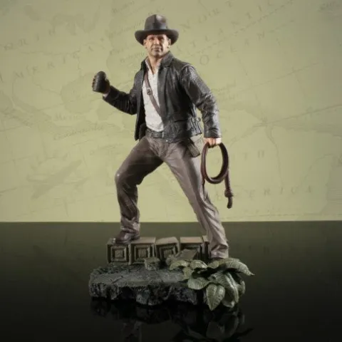 Indiana Jones Premier Collection Treasures 1:7 Scale Statue