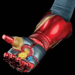 Marvel Legends Avengers: Endgame Nano Gauntlet Prop Replica