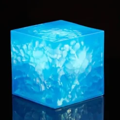 Marvel Legends Loki Tesseract with Loki 6-Inch Action Figure