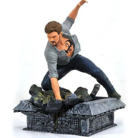 Marvel TV Gallery Netflix Defenders Iron Fist Statue