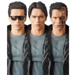 Medicom The Terminator - T-800 MAFEX Action Figure
