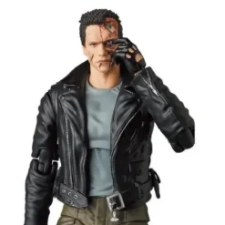 Medicom The Terminator - T-800 MAFEX Action Figure
