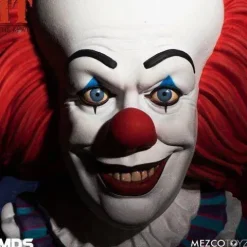 Mezco Toyz IT Deluxe Pennywise 1990 Stylized 6