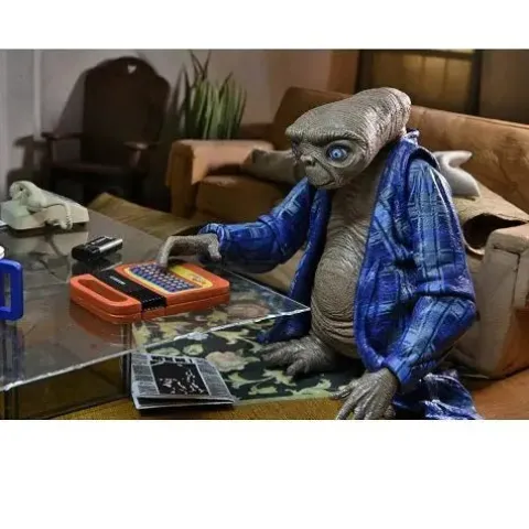 NECA E.T. 40Th Anniversary Deluxe 7-Inch Scale Action Figure - Select Figure(s)