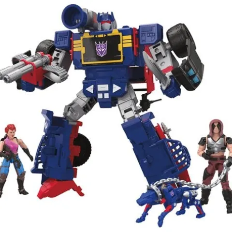 Transformers Collaborative G.I. Joe Mash-Up Soundwave Dreadnok Thunder Machine, Zartan and Zarana Action Figures
